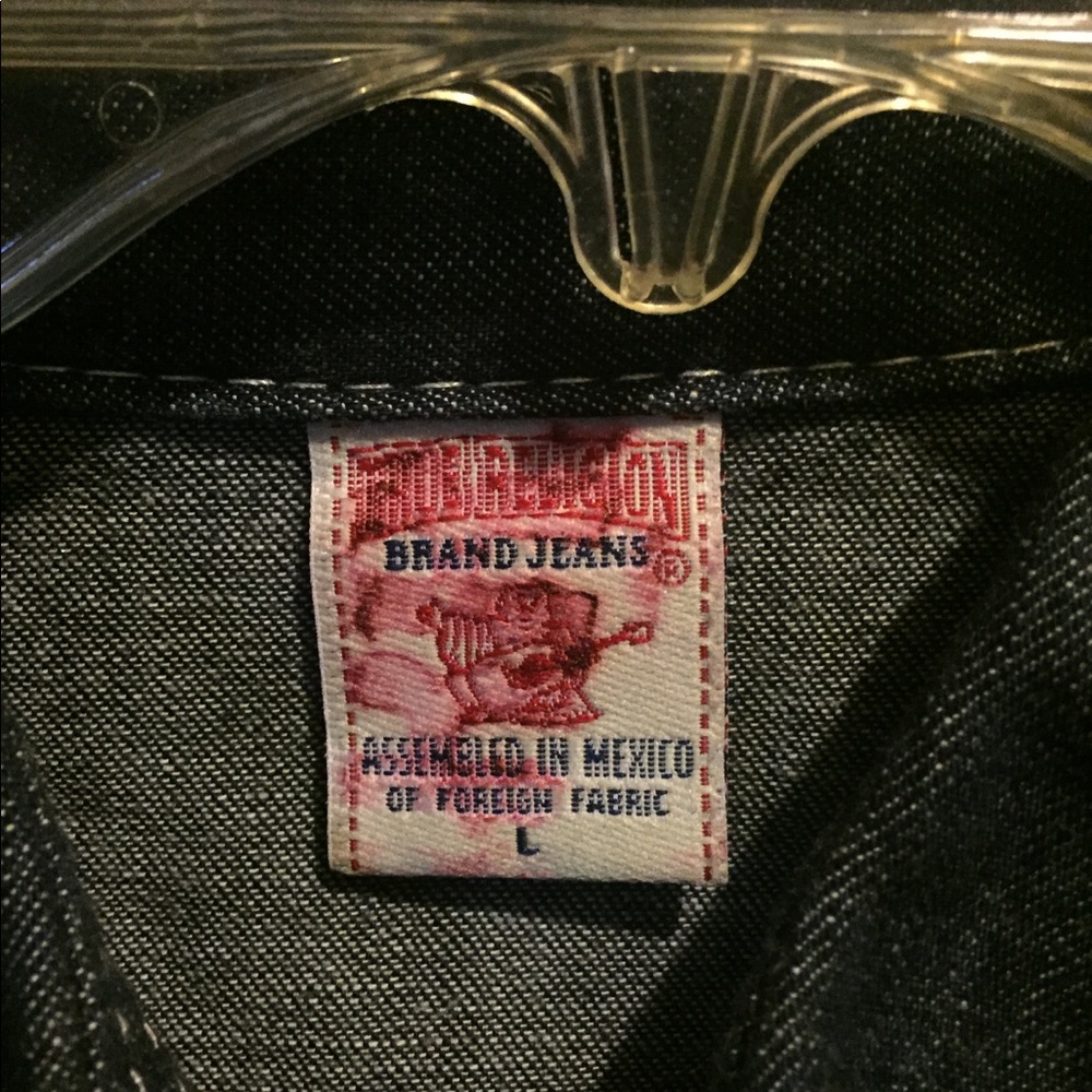 Beautiful True Religion Denim snap-up top